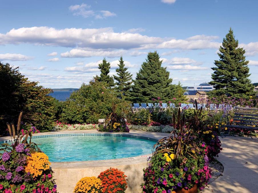 Holiday Inn Bar Harbor Regency Hotel By Ihg Eksteriør bilde